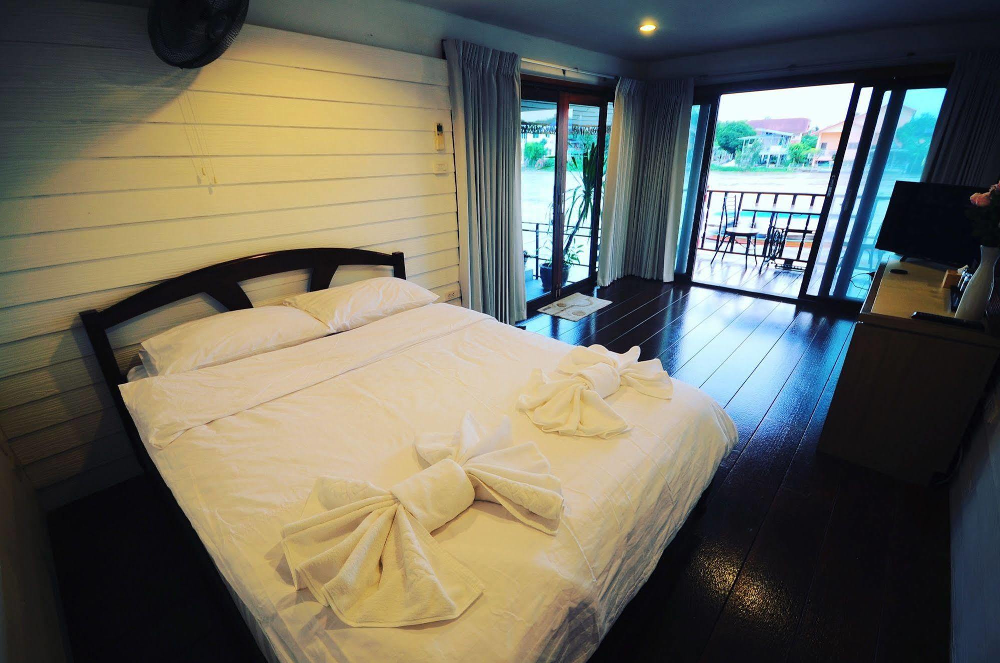 Baan Keang Chon Ayutthaya บ้านเคียงชล อยุธยา エクステリア 写真